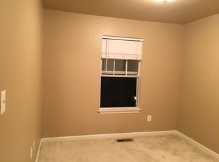 21859 Kings Crossing Ter, Ashburn, VA 20147