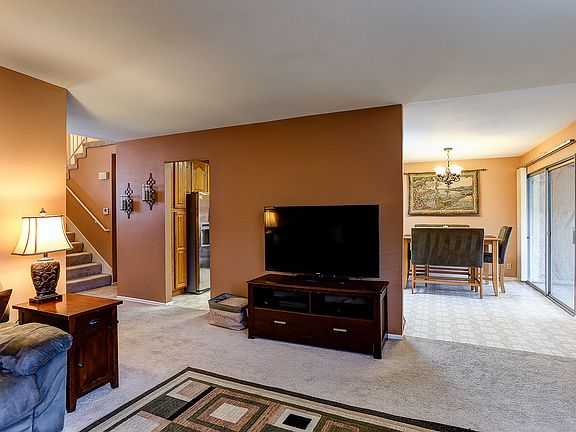 5th image of 16840 Shinedale Dr