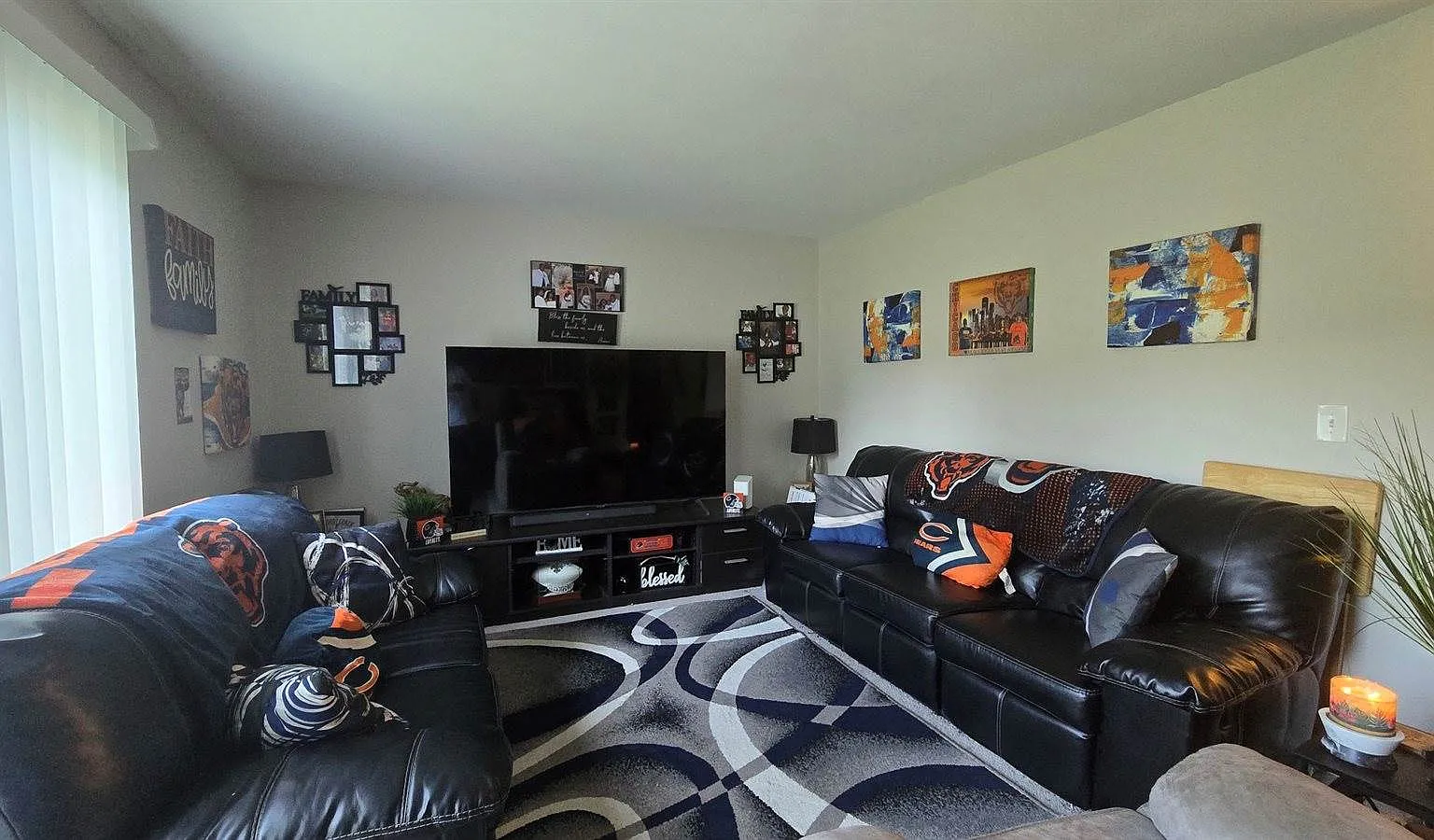3 bed, 1.5 bath, 1400 sqft, $2,895 — Photo 4
