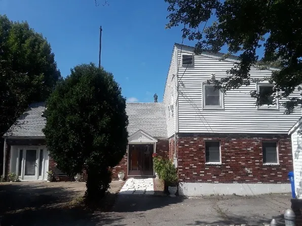 99 Clare Ave, Hyde Park, MA 02136