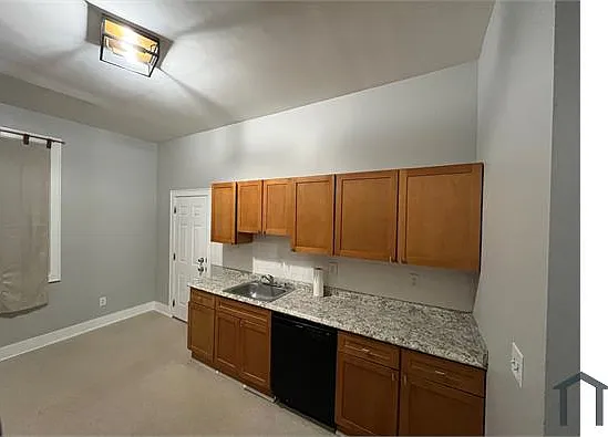 165 Barnum Ave — Photo 4