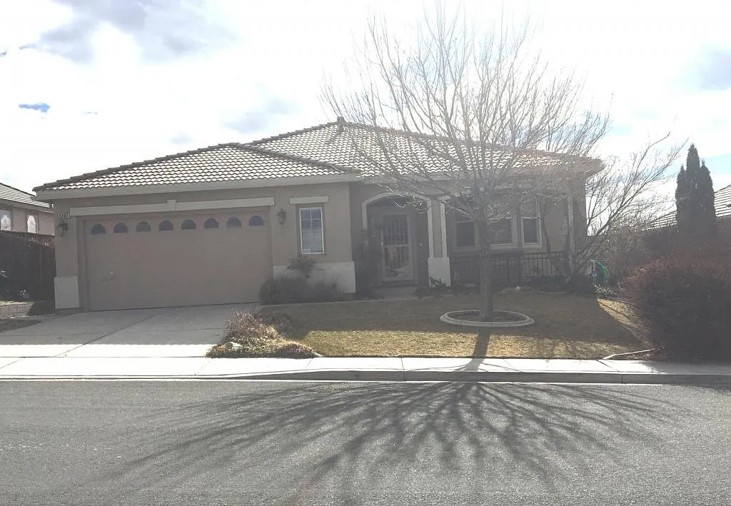 2407 Anqua Dr photo 1