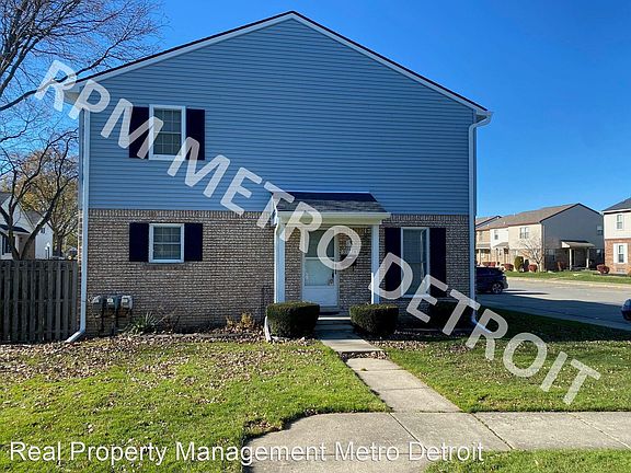 2nd image of 37375 Charter Oaks Blvd
