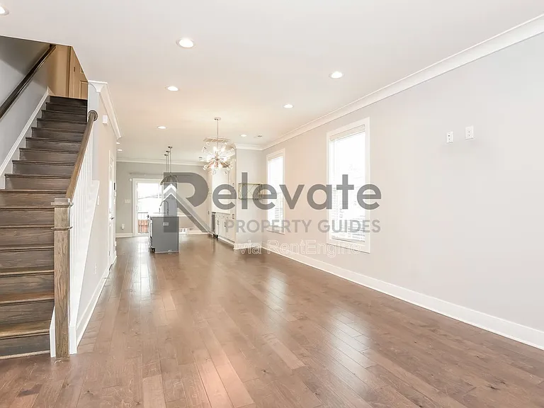 3018 S St — Photo 4