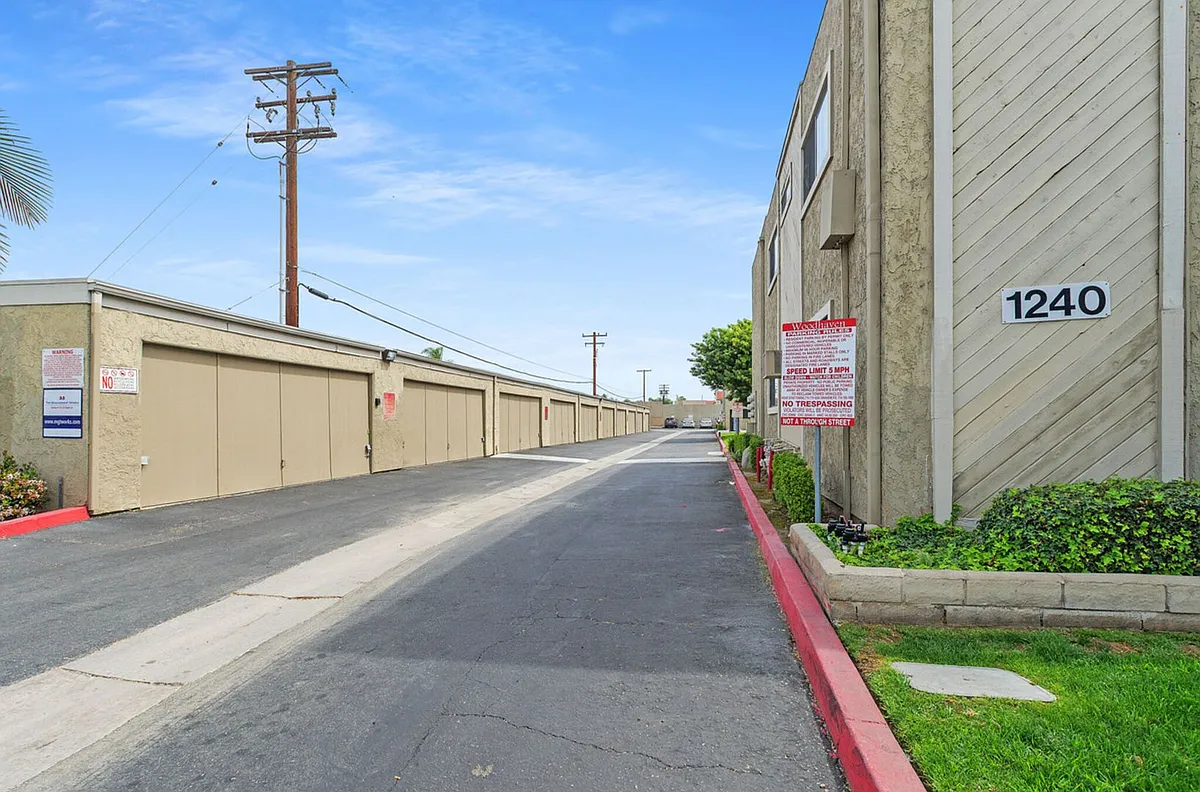 Building Photo - Welcome Home to Woodhaven Apartments
