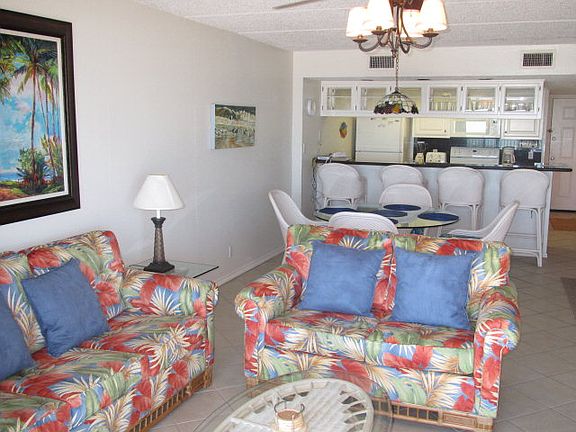 4th image of 5408 Gulf Blvd #303