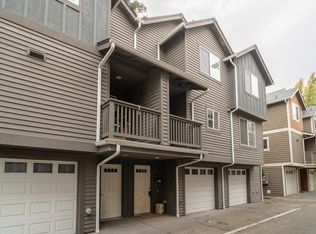 933 N 97th St UNIT B, Seattle, WA 98103