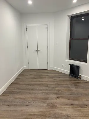 Rented by REAL New York | media 18