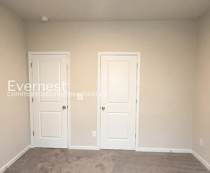 137 Culver St — Photo 5