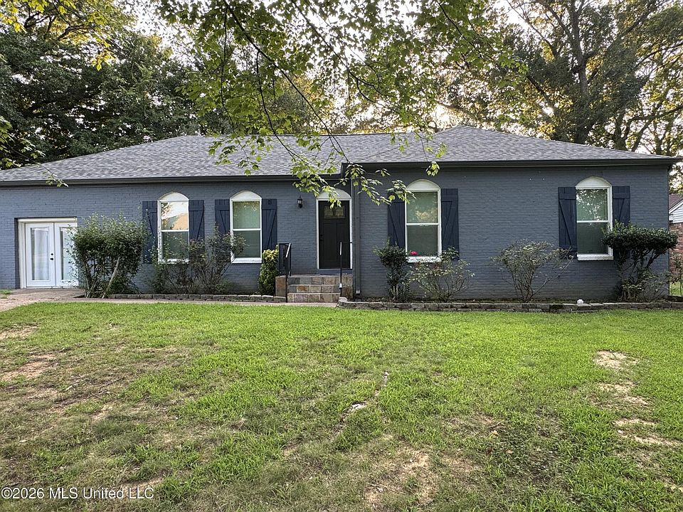 1st image of 8761 Chesterfield Dr