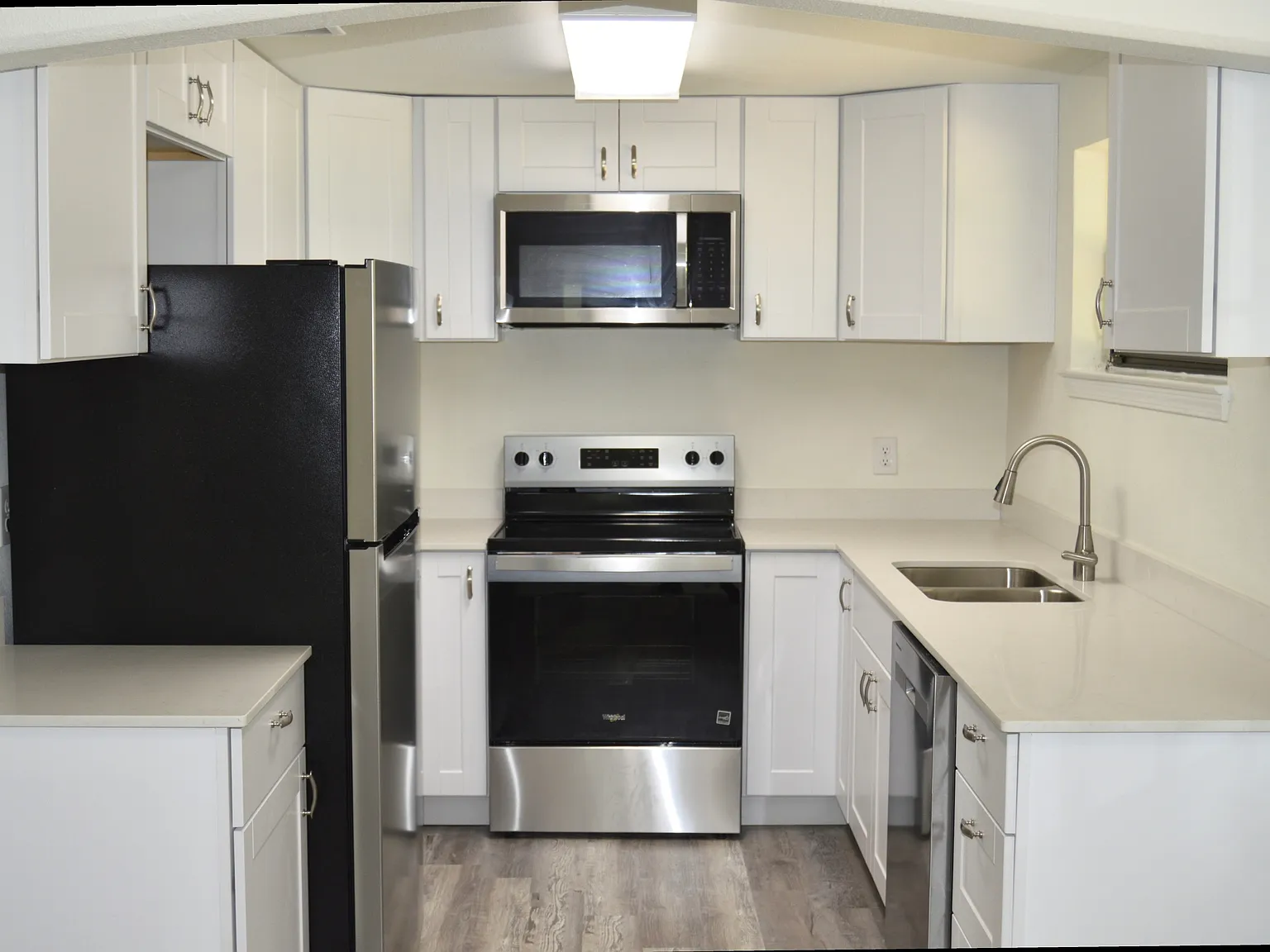 4 bed, 1500 sqft, $1,900 — Photo 3
