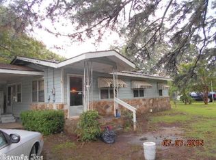 1400 Amsterdam St, Mena, AR 71953