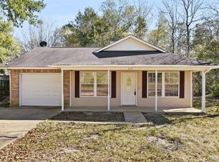 5117 Beach St, Ocean Springs, MS 39564