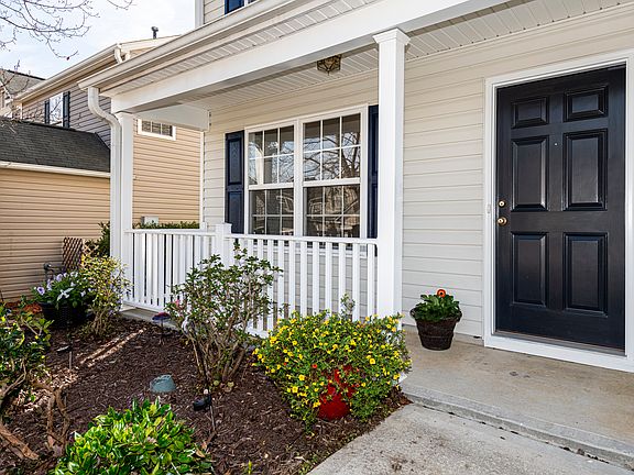 3rd image of 5518 Spindlewood Ct
