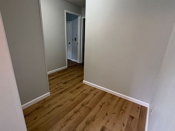 4th image of 267 Brodhead Ave APT 2