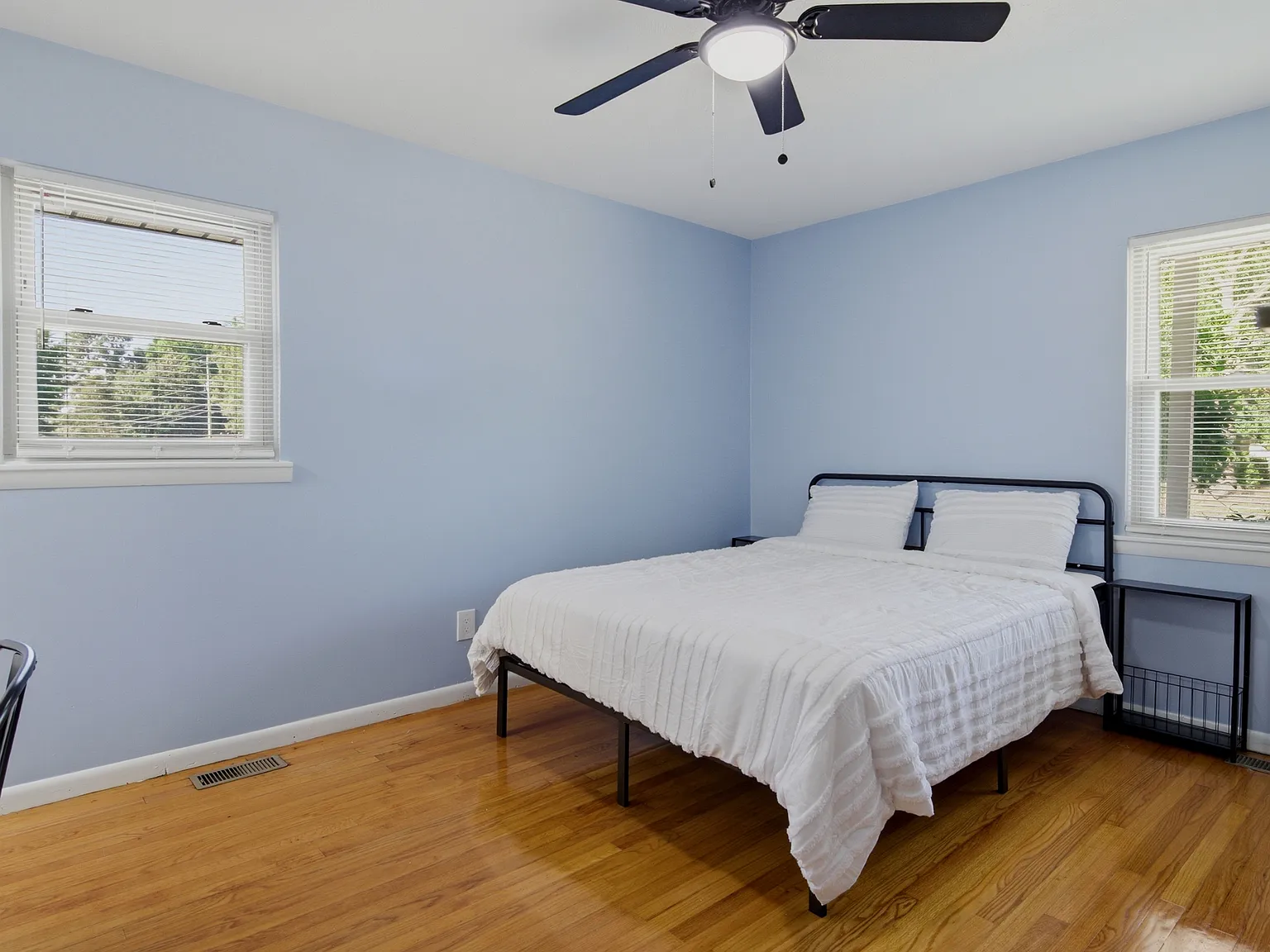1829 Martindale Drive - 2-Primary Suite — Photo 4