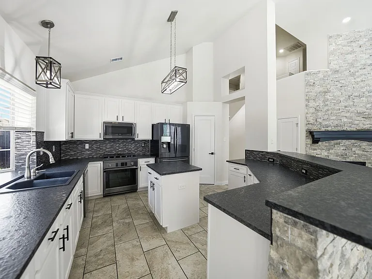 21 Heritage Way — Photo 14