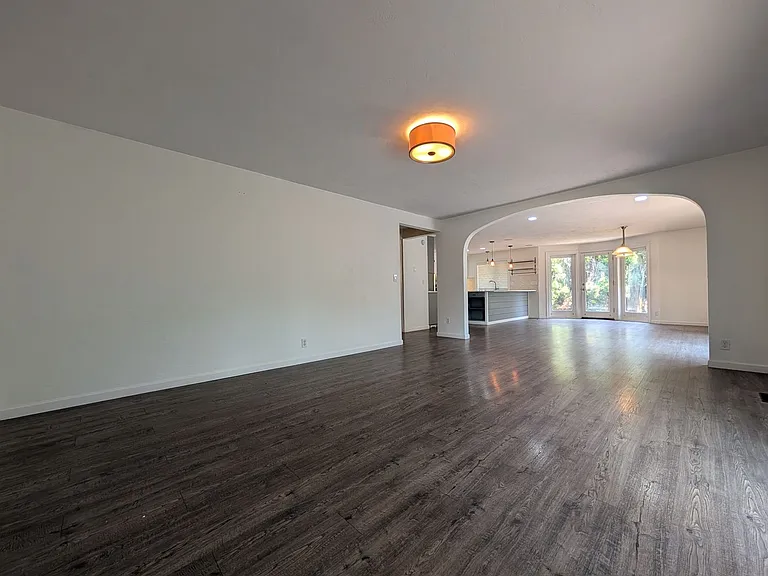 3570 Hickory Ave — Photo 3