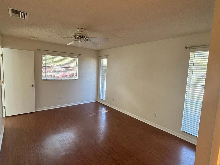 2878 Westover Ct — Photo 13