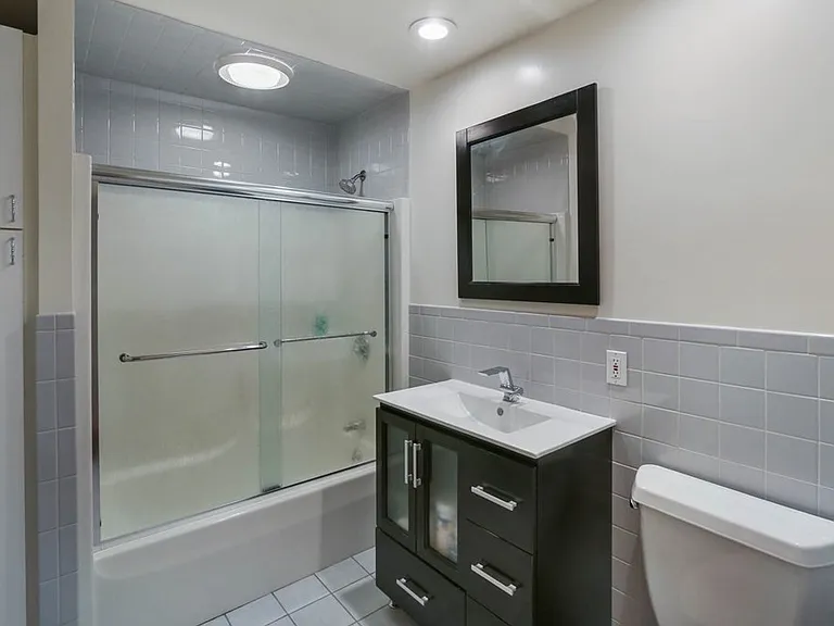 4 Dean St #3 — Photo 7