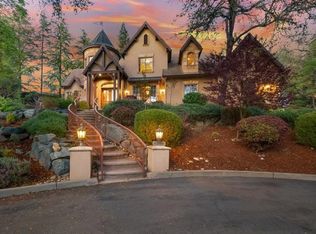 8749 Noland Ln, Fair Oaks, CA 95628