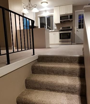 5th image of 320 Fryklund Dr Unit 1