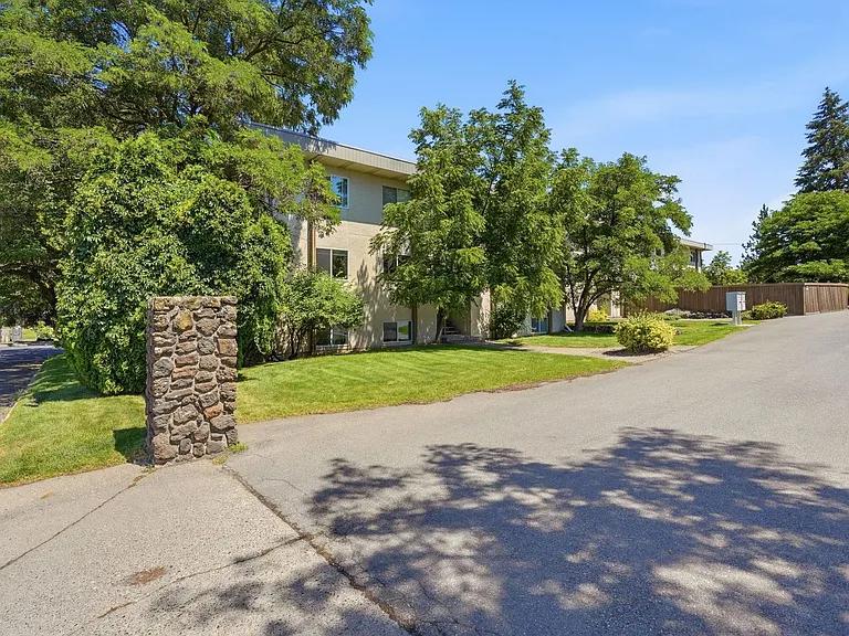 3102 E 27th Ave — Photo 43