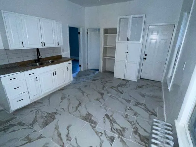 108 S 8th St #2A — Photo 1