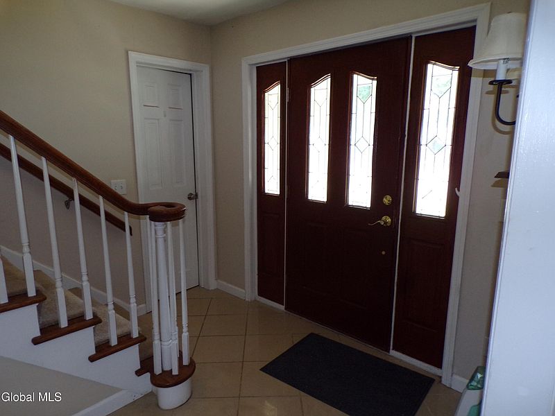 5th image of 15 Heinrick Street