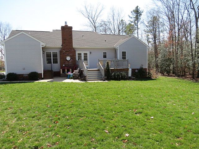 2nd image of 103 Evergreen Dr