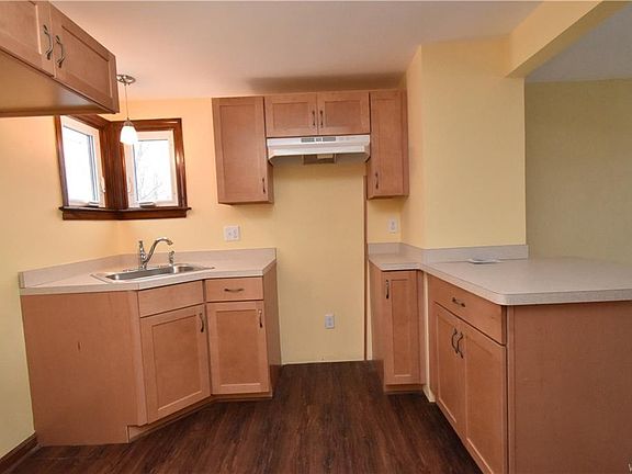 5th image of 13 McParlin Ave