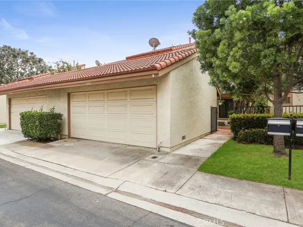 8402 Sunbeam Cir, Huntington Beach, CA 92646
