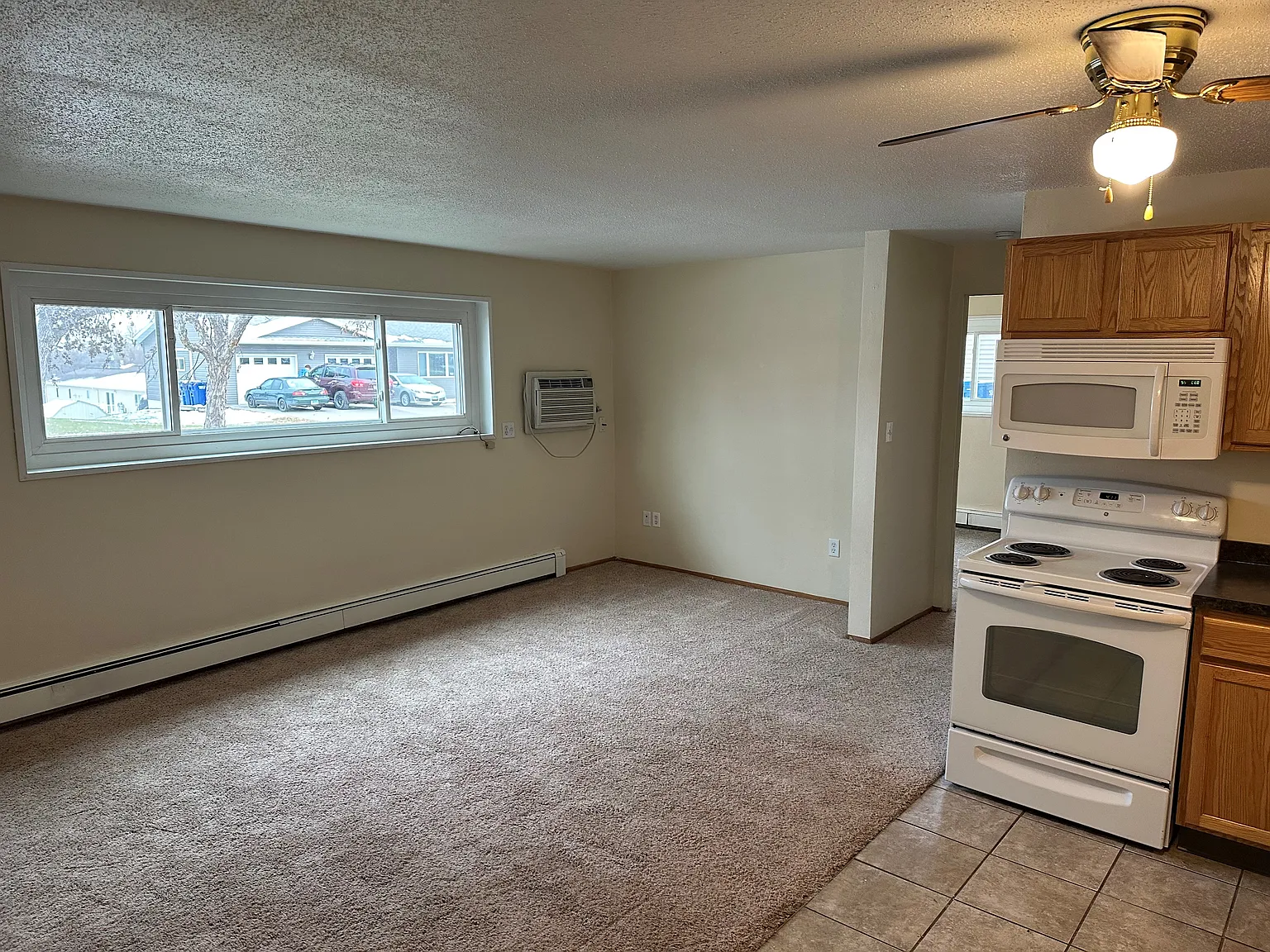 Valley View Apartments — Photo 2
