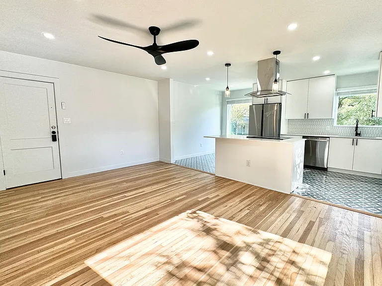 3300 Tom Green St #1 — Photo 11