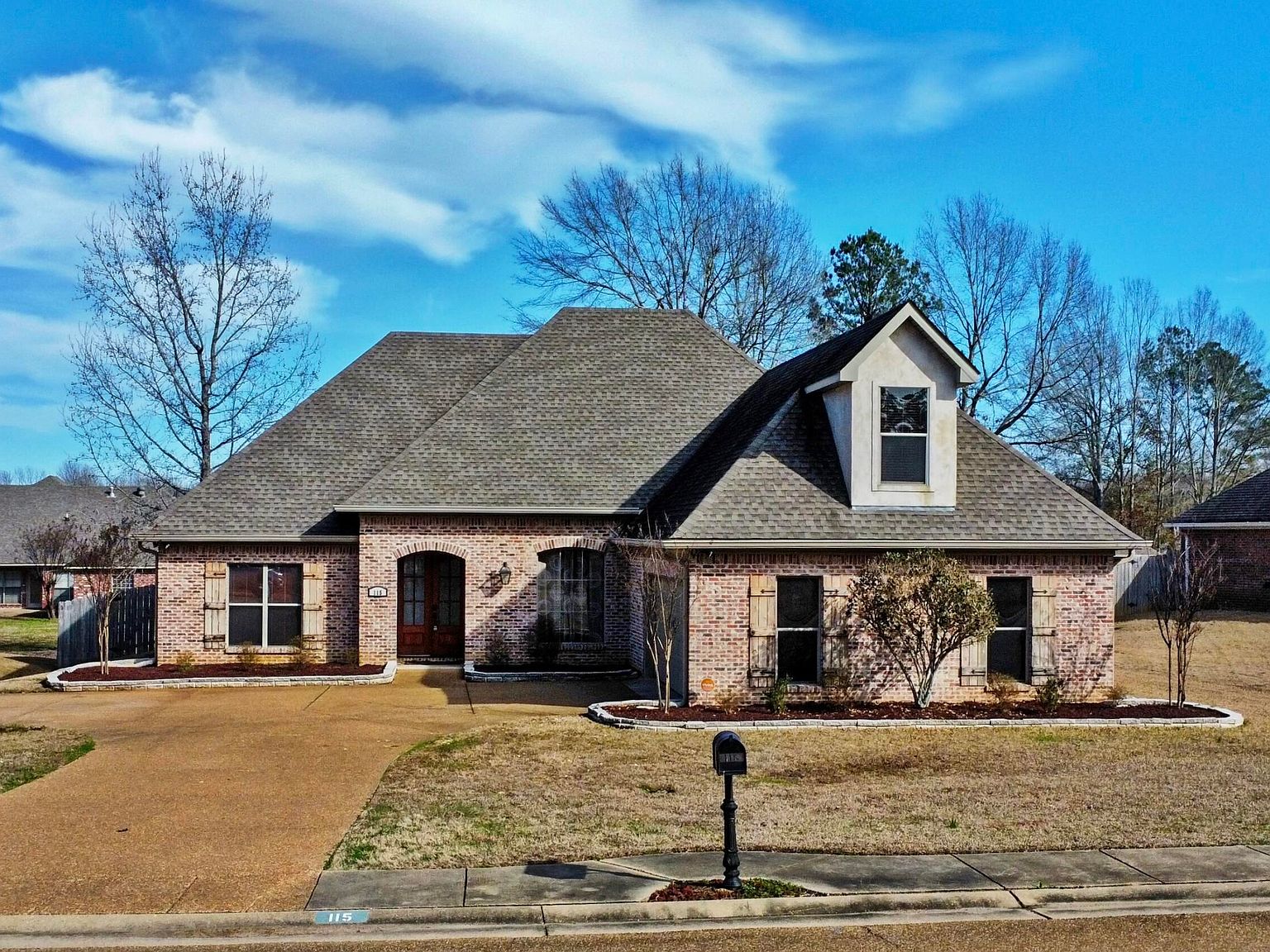 115 Choctaw Bnd, Clinton, MS 39056 Zillow