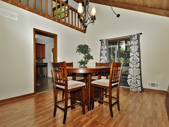 5th image of 3981 Fairington Dr