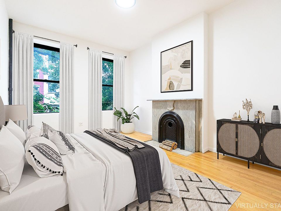 1st image of 215 E 5th St APT 3