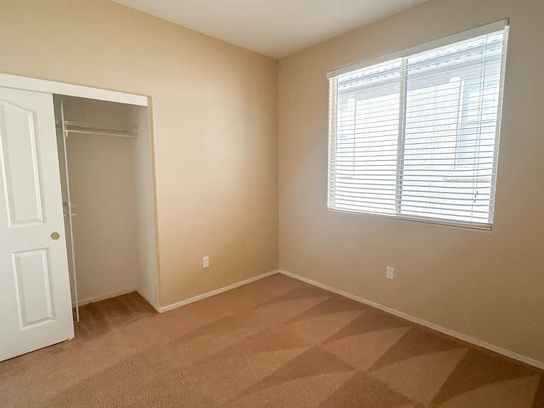 10724 Windrose Point Ave — Photo 23