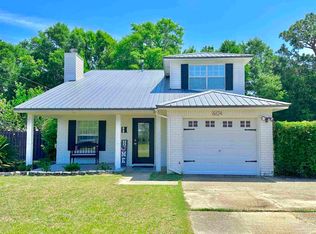 6624 Greenwell St, Pensacola, FL 32526