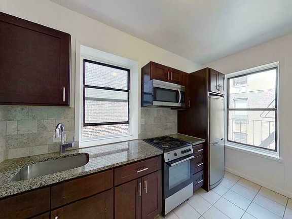4th image of 223 W 103rd St #2RE