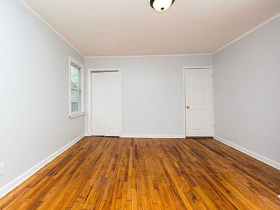 5th image of 1343 E 87th St