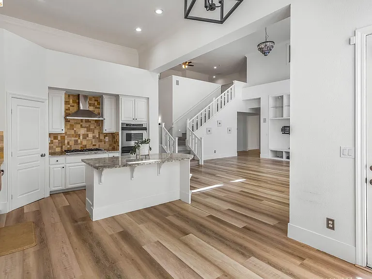 5003 Nortonville Ct — Photo 10