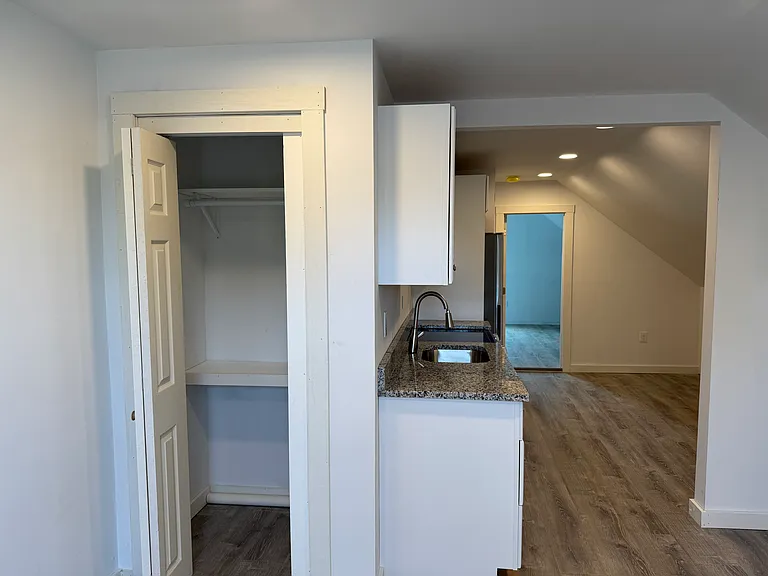 157 High St #5 — Photo 14