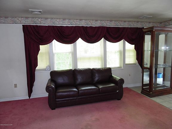 3rd image of 1 Allenberry Dr