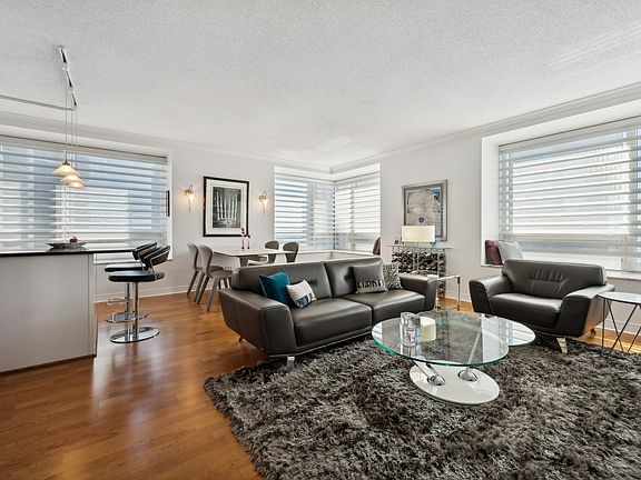 4th image of 512 N McClurg Ct APT 3104