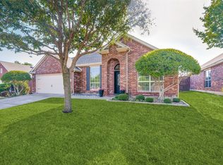 906 Rockton Dr, Wylie, TX 75098