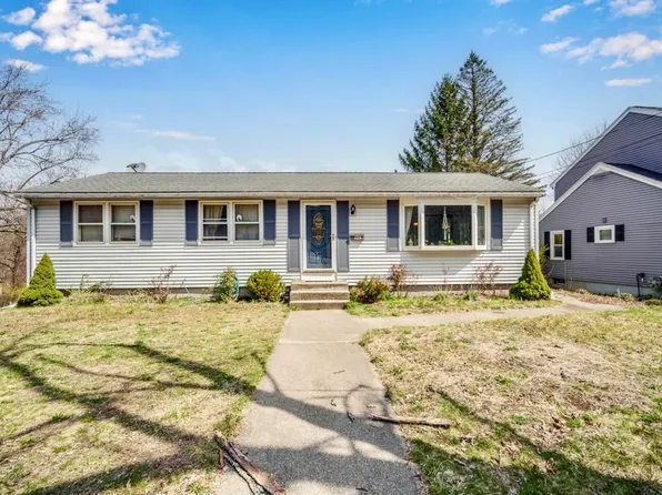 123 Fletcher St, Northbridge, MA 01534