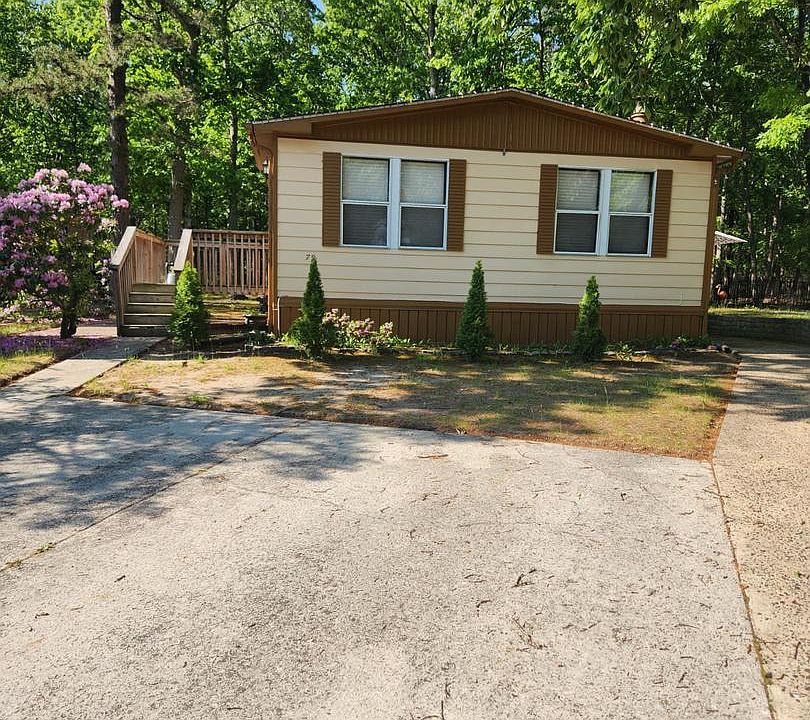 1st image of 79 Skyline Dr