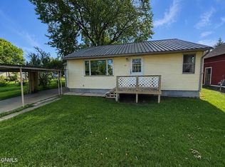309 N 3rd St, New Salem, ND 58563