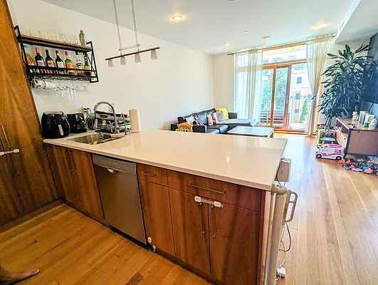 Rented by Owner | media 5